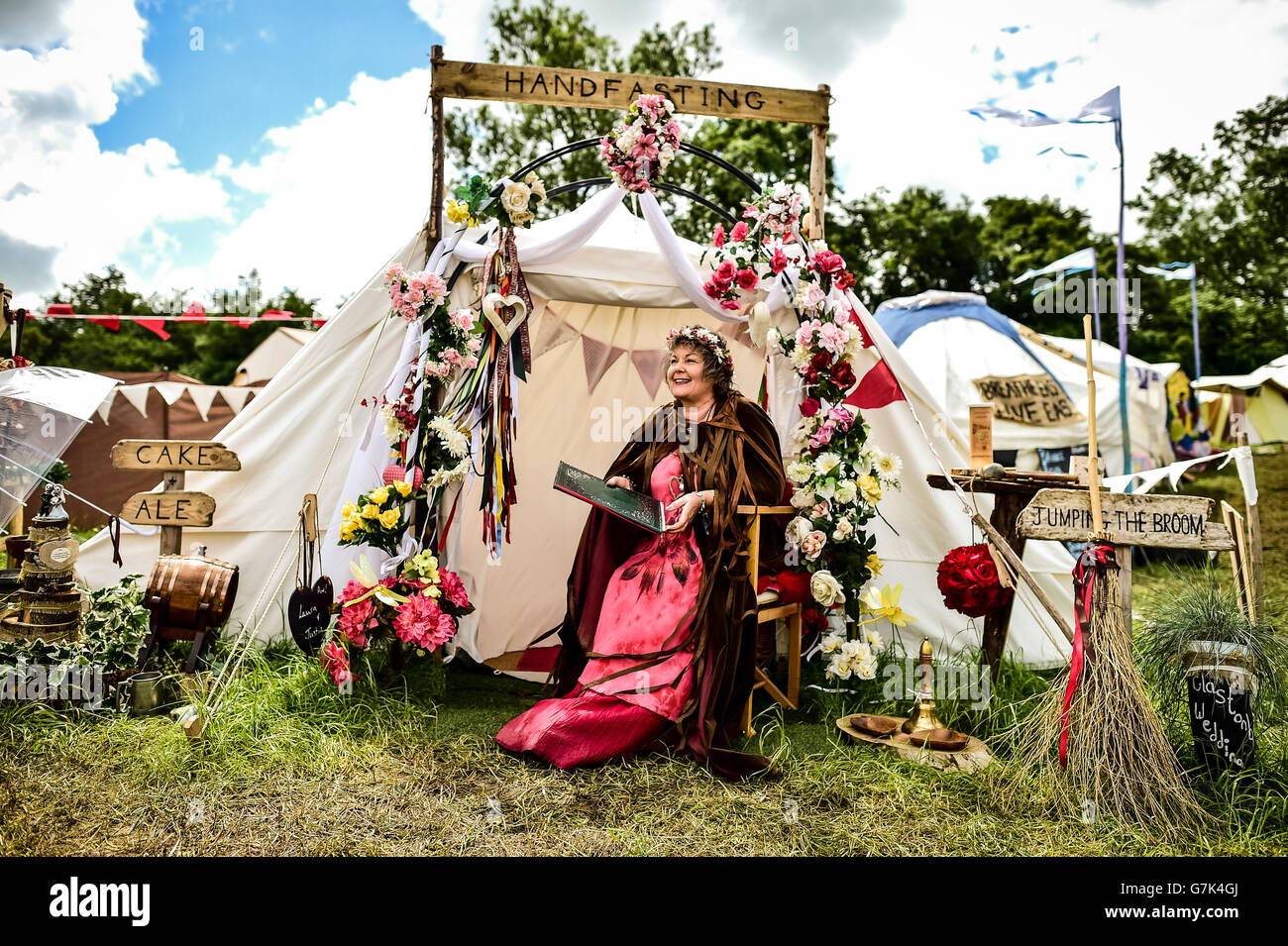 Pagan Ceremonies Stock Photos Pagan Ceremonies Stock Images Alamy