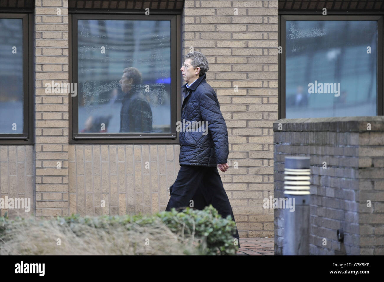 David Lowe court case Stock Photo Alamy David Lowe court case Stock Photo Alamy
