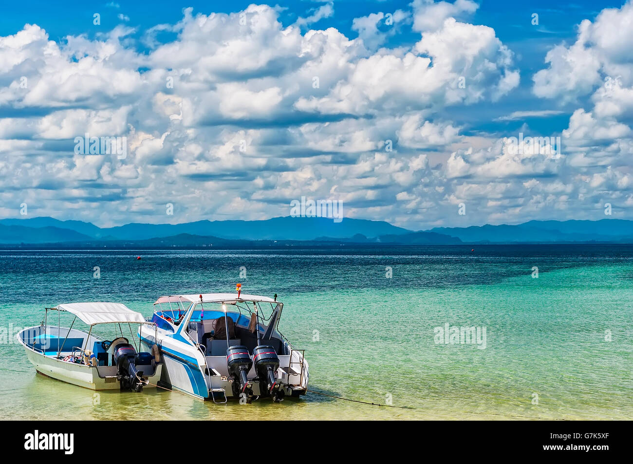 Idyllic outdoor setting hi-res stock photography and images - Alamy