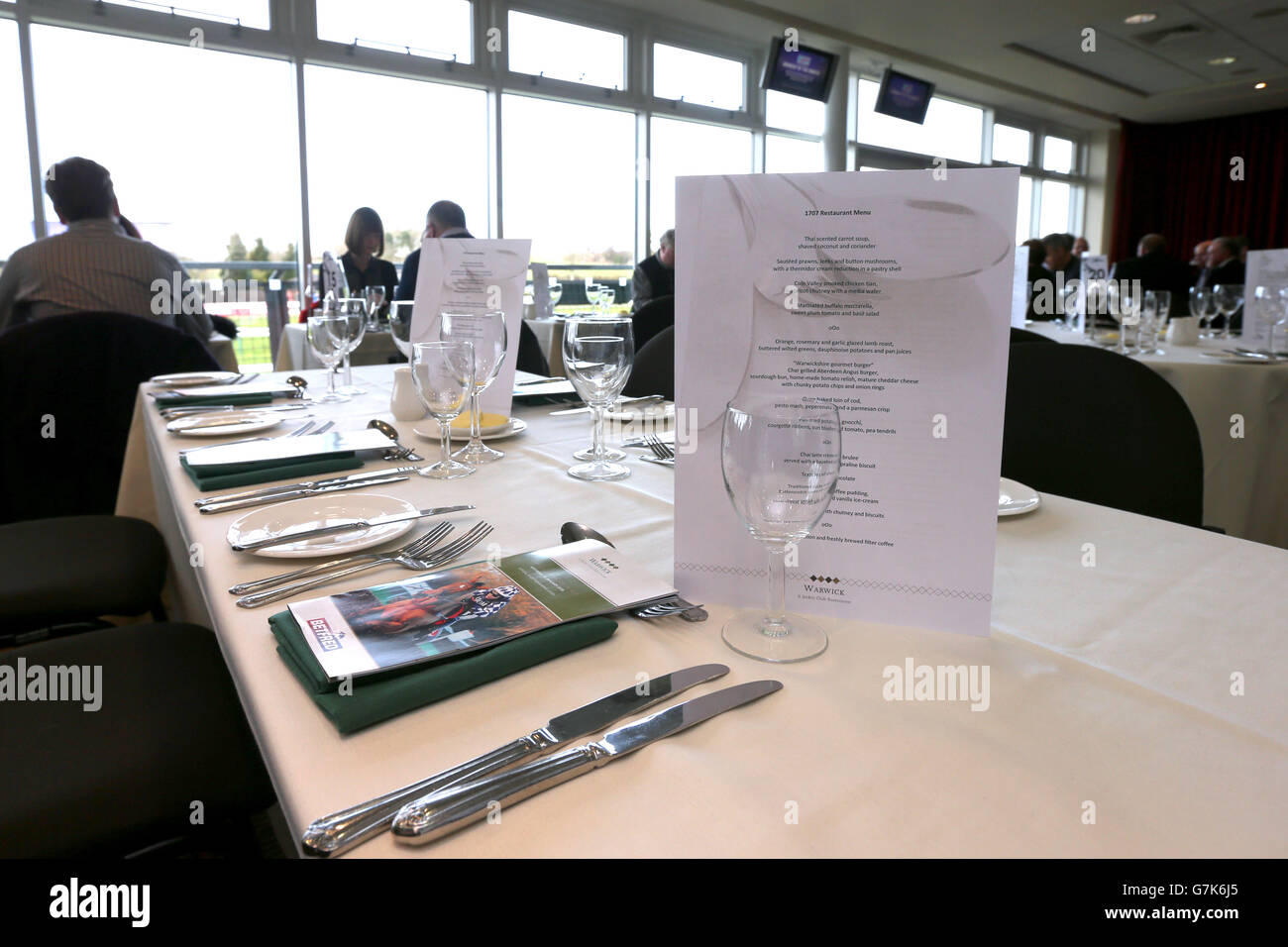 Horse Racing - Betfred Classic Chase Day - Warwick Racecourse. Hospitality laid out ready for guests on Betfred Classic Chase Day Stock Photo