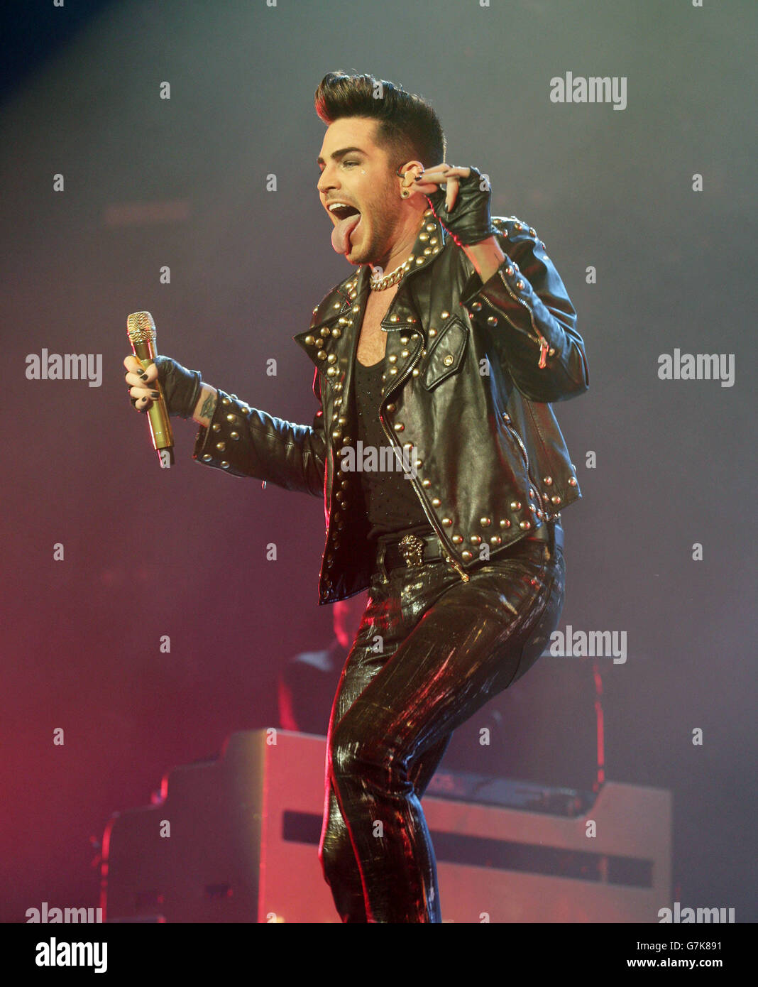 Adam lambert hi-res stock photography and images - Alamy