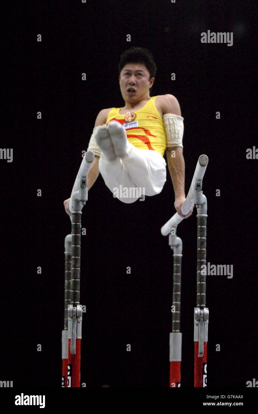 Gymnastics, World Cup Final. China's Li Xiaopeng in action on the parallel bars Stock Photo