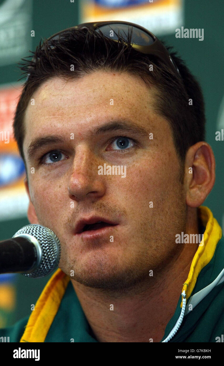 South africa cricket captain graeme smith speaks to the media hi-res ...