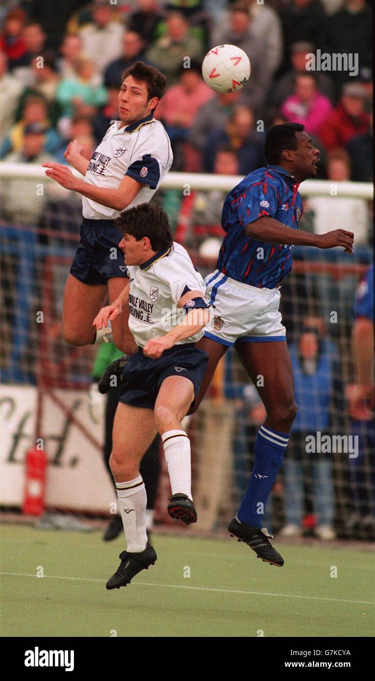 Mike Flynn and Gary Swann, Preston North End battle's with Stockport's Kevin Francis. Stock Photo