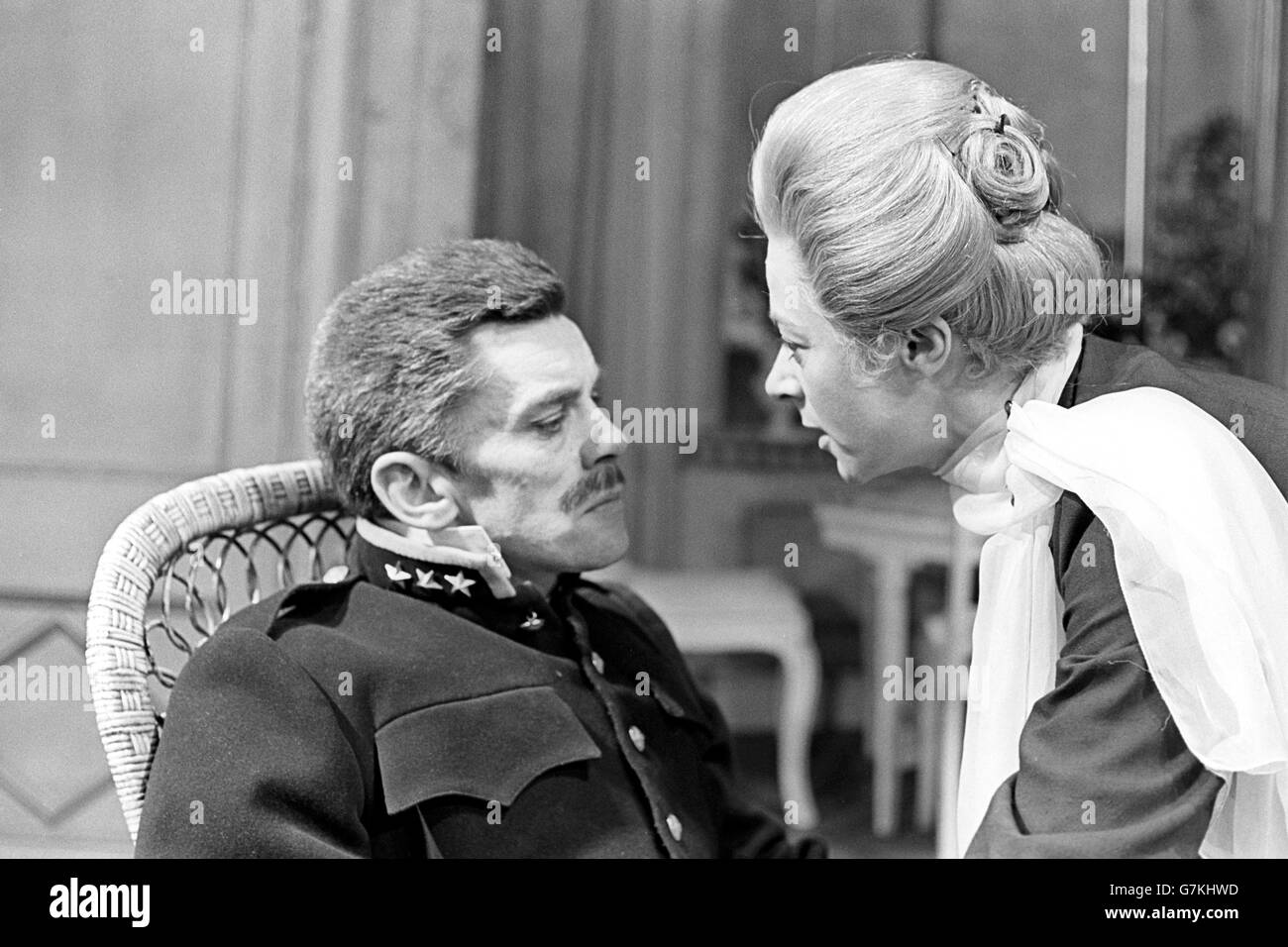 Theatre The Dance of Death Lewis Jones and Geraldine McEwan Leeds