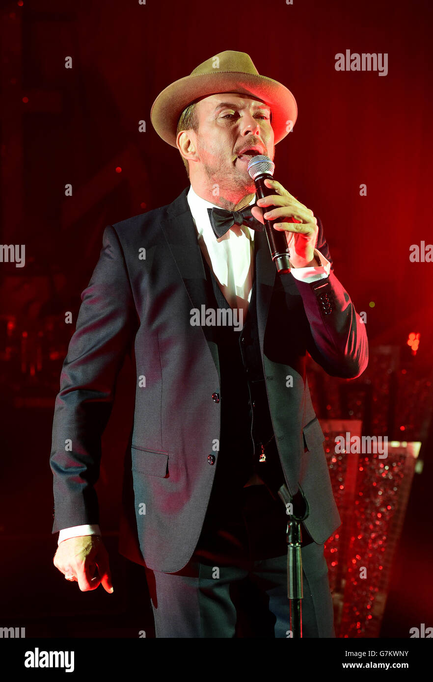 Our artists, image size:882x1390