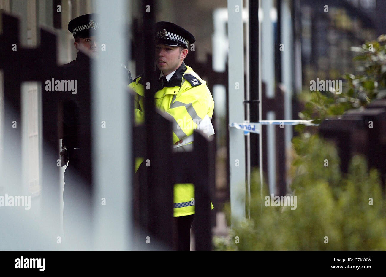 Death crime scene police officers cordon hires stock photography and