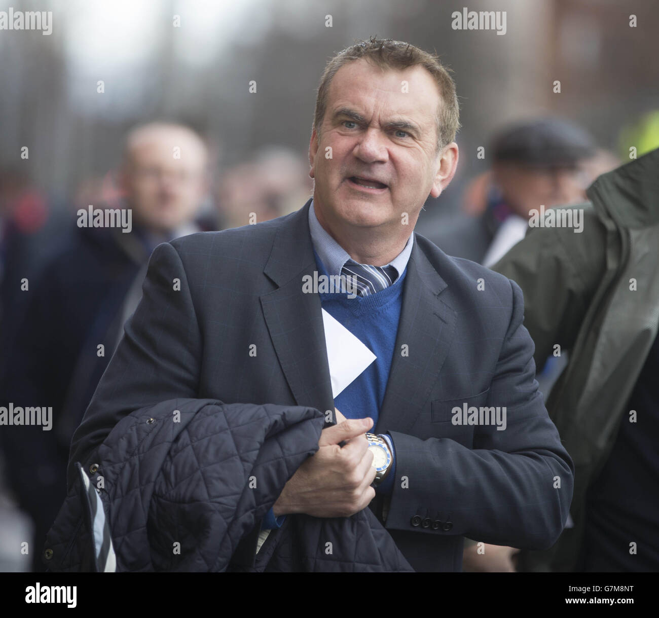 Former rangers player gordon dalziel hi-res stock photography and ...