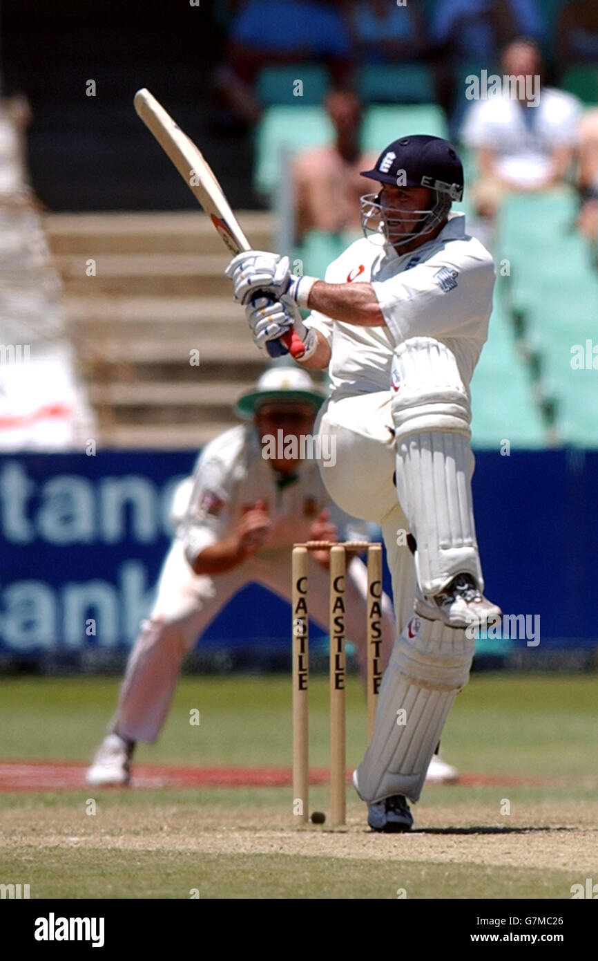 Cricket - Second Test - South Africa v England - Day Four. England's Graham Thorpe (l) in action Stock Photo