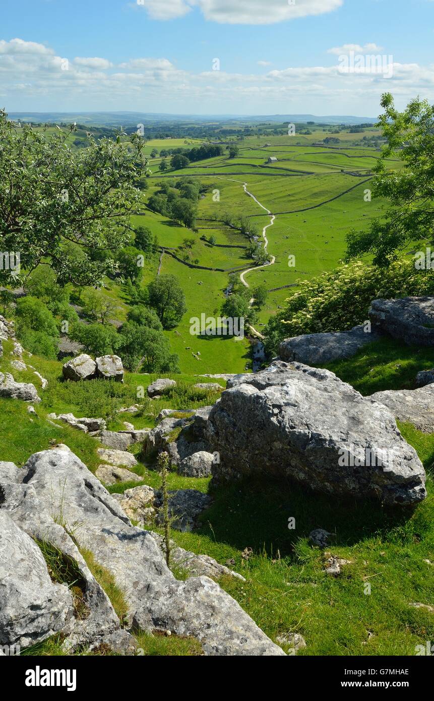 Malham cove hires stock photography and images Alamy