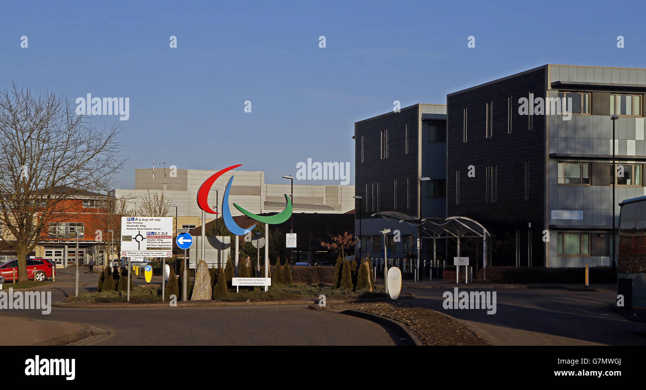 A general view of Stoke Mandeville Hospital near Aylesbury, Buckinghamshire Stock Photo Alamy