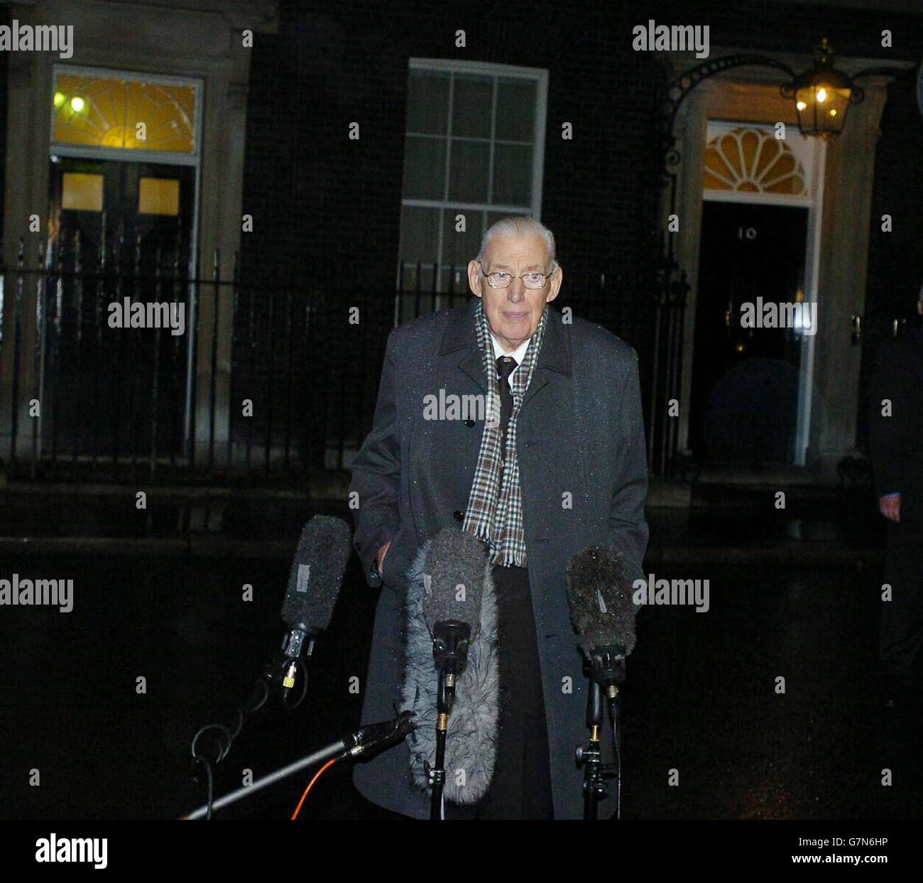 Paisley and Blair Talks Stock Photo Alamy