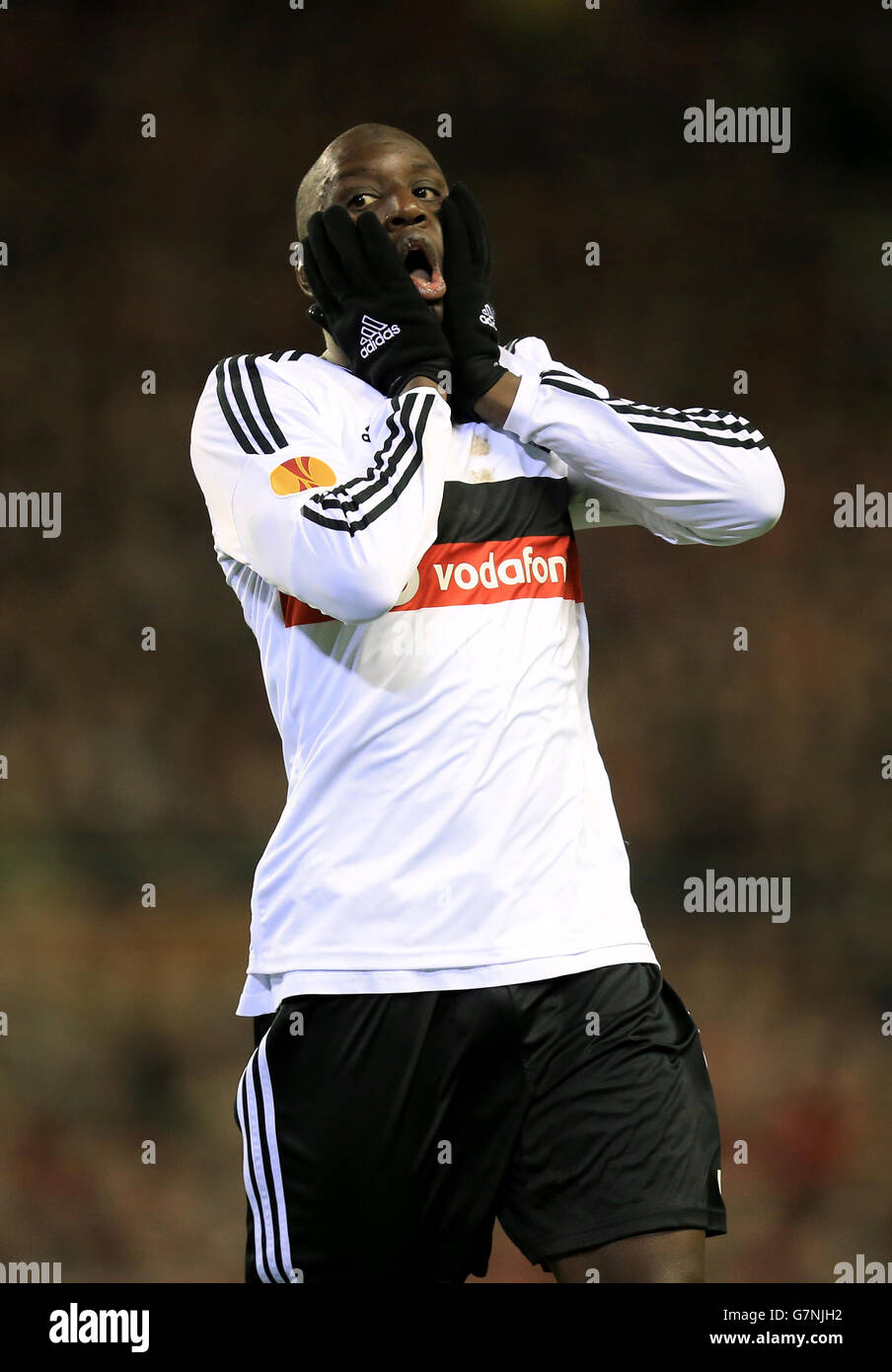 Besiktas goalkeeper hi-res stock photography and images - Alamy