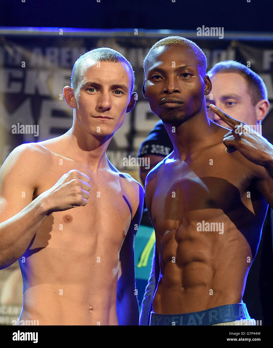 Boxing weigh ins hires stock photography and images Alamy