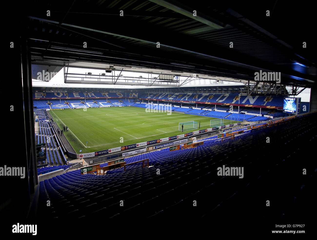 Soccer - UEFA Europa League - Round of 16 - First Leg - Everton v Dynamo Kiev - Goodison Park. General view of Goodison Park before the game Stock Photo
