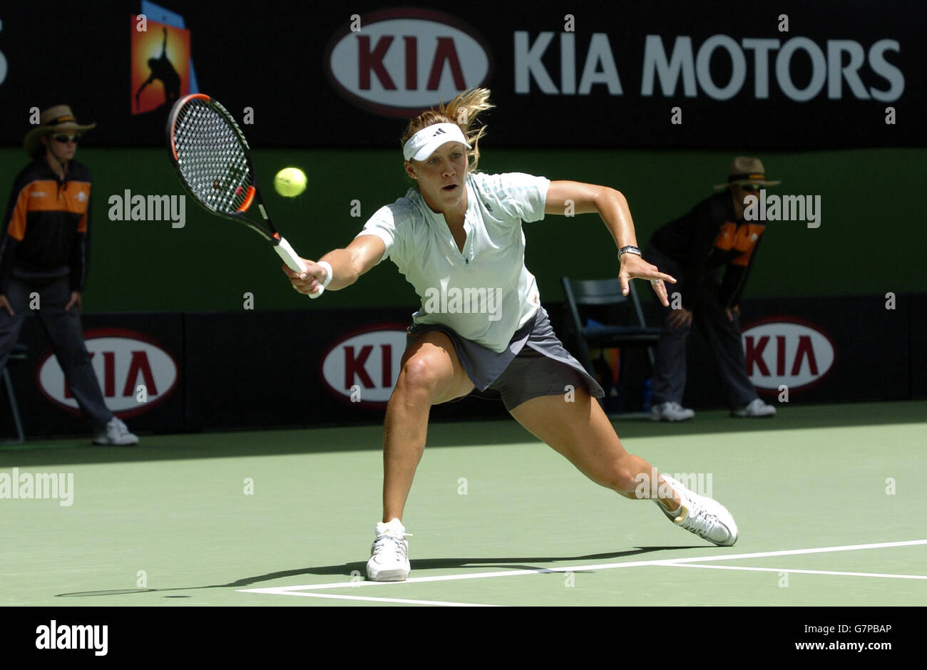 Alicia molik in action during her match against lindsay davenport hi