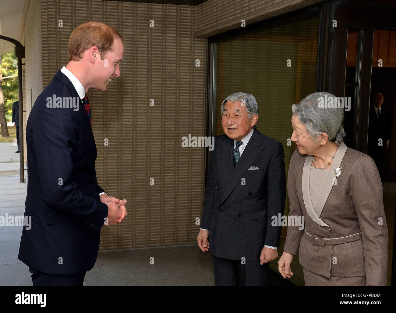 The Duke of Cambridge with Emperor Akihito and Empress Michiko, after he arrived for lunch at the couple's residence within the Royal Palace grounds in central Tokyo, during the second day of his trip to Japan. Stock Photo