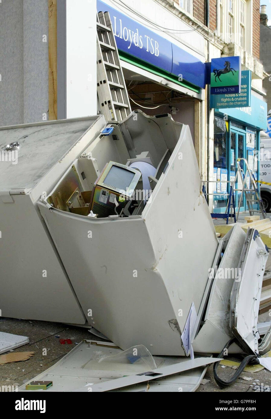 JCB Cash Machine Robbery Stock Photo Alamy