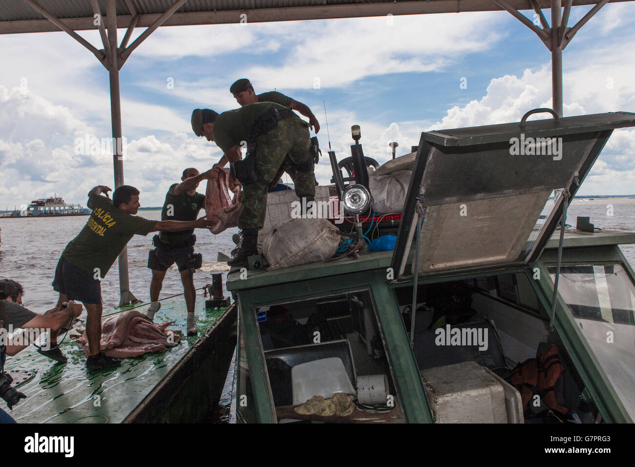 Illegal Fishing High Resolution Stock Photography and Images Alamy