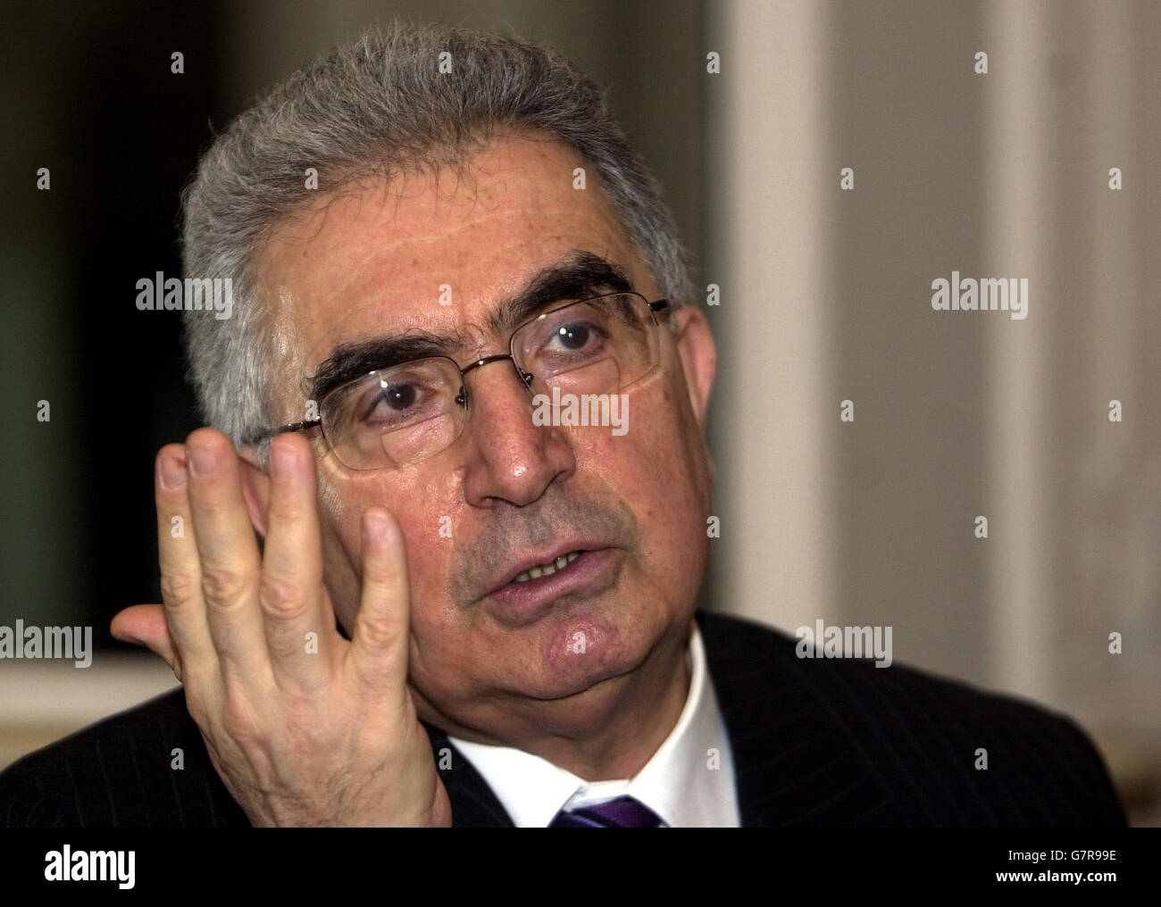 Dr Salah al Shaikhly, Iraqi Ambassador to London, discusses politics in the aftermath of the parliamentary elections in Iraq. Stock Photo