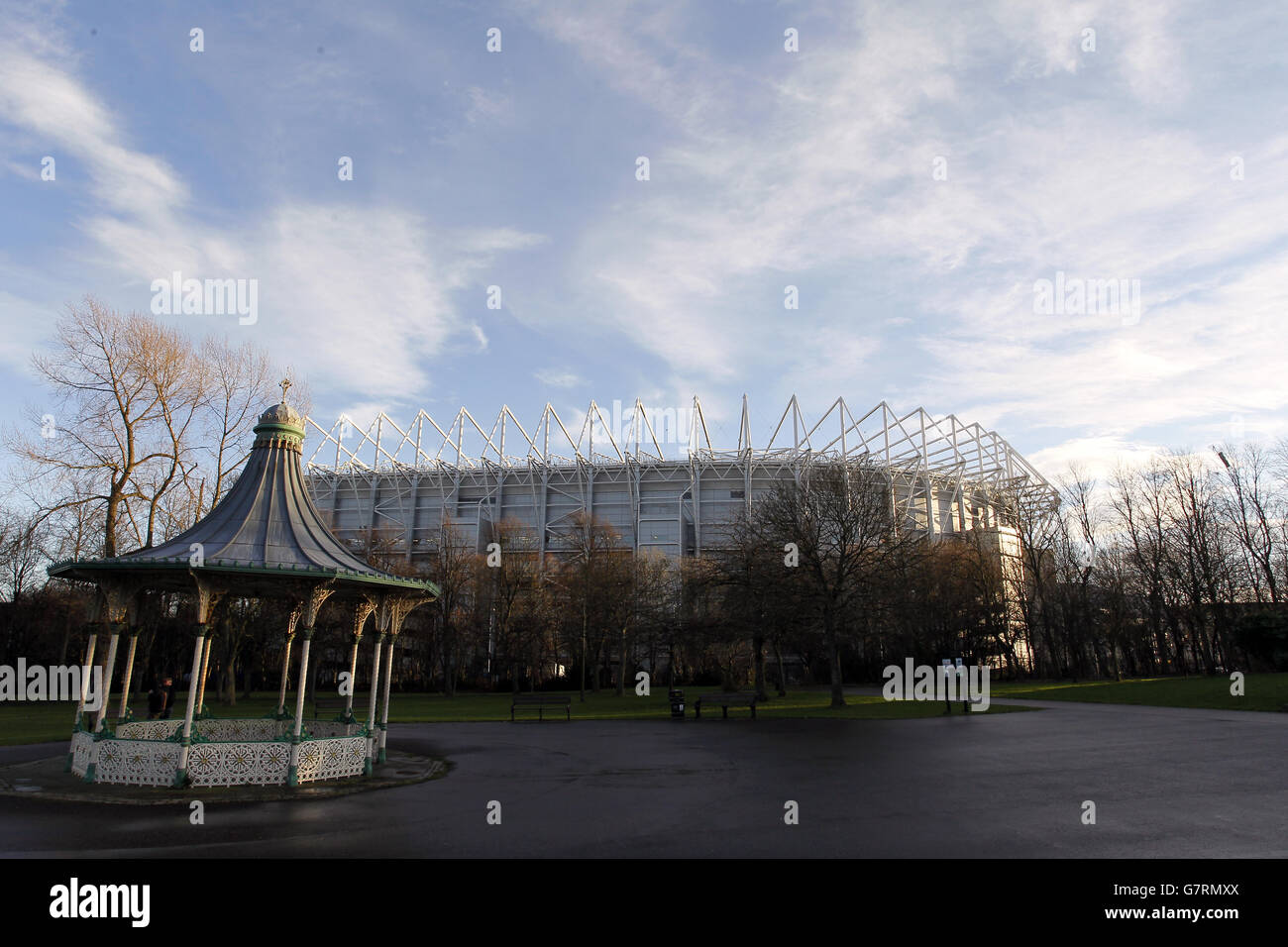 Soccer - Barclays Premier League - Newcastle United v Southampton - St James' Park Stock Photo