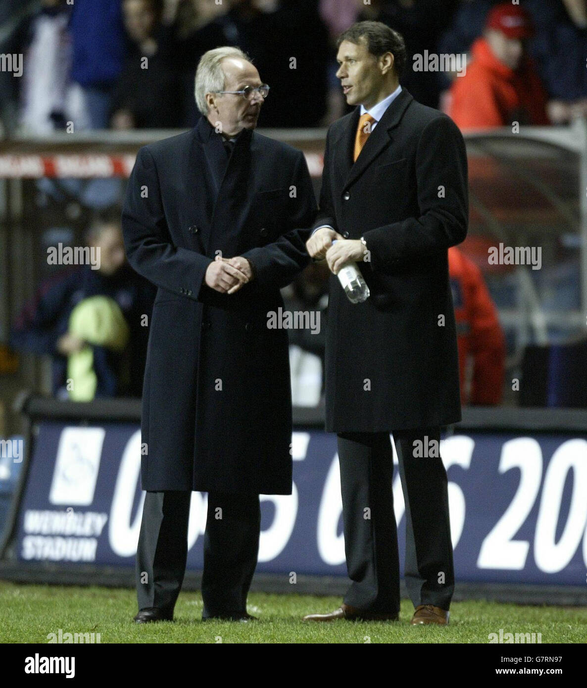 l-r; RUUD GULLIT, MARCO VAN BASTEN scorers of THE NETHERLANDS 2 GOALS v  FINLAND. European Champs G 6 EUROPEAN CHAMPIONSHIPS QUALIFIER Z4 Stock  Photo - Alamy