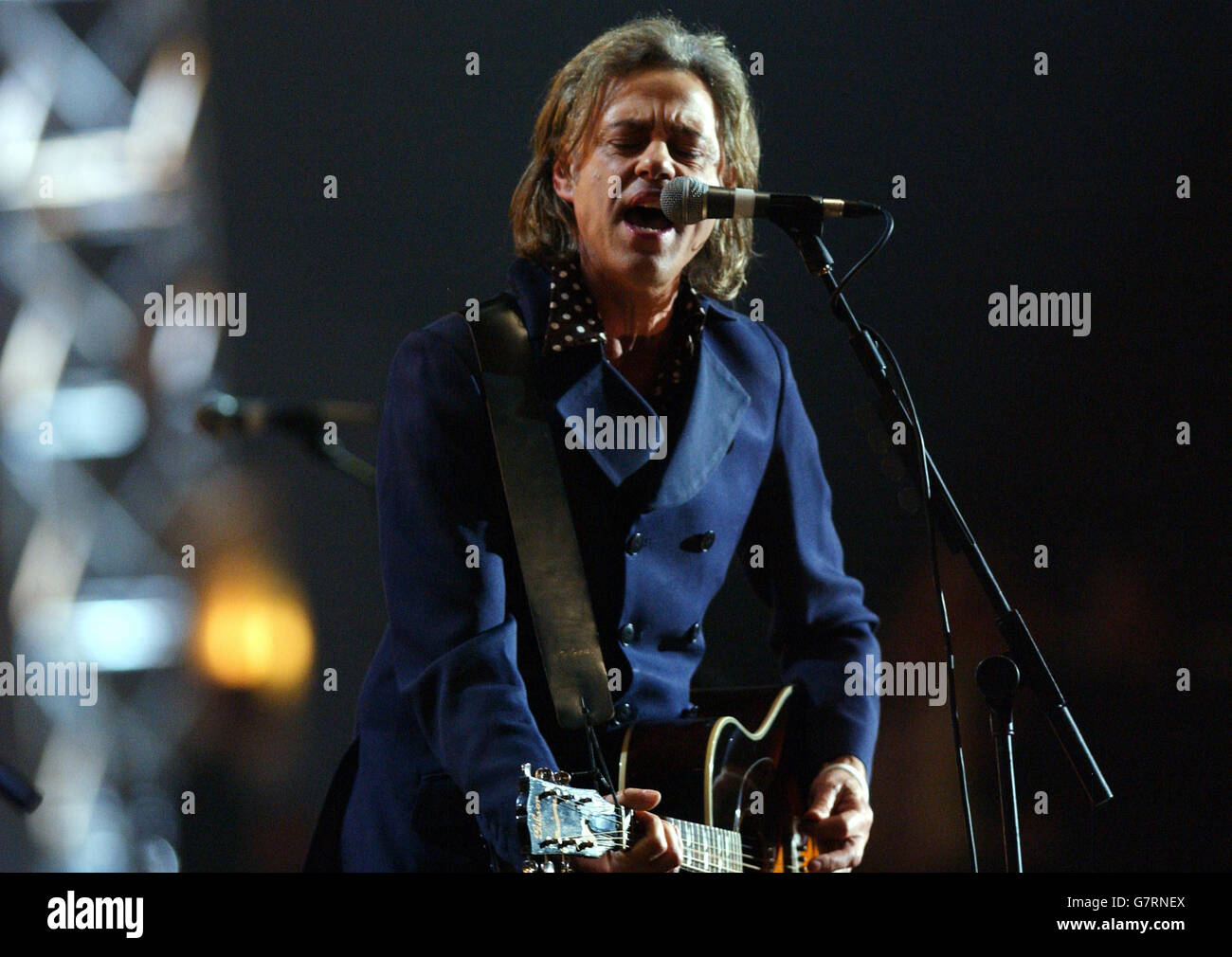 Brit Awards 2005 - Earls Court - On Stage Stock Photo - Alamy