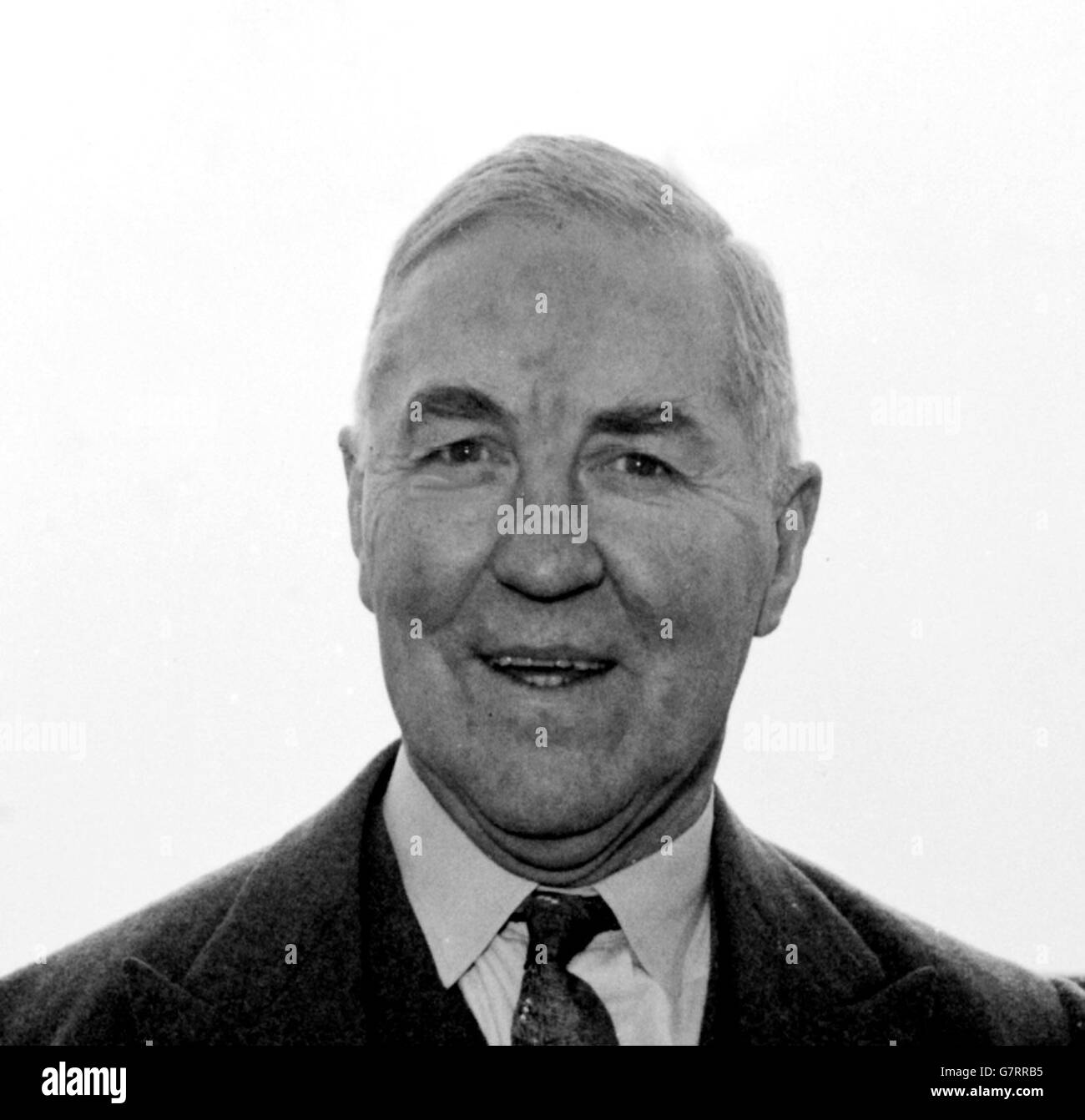 Mr Henry Brooke, the Home Secretary, at London Airport Stock Photo Alamy