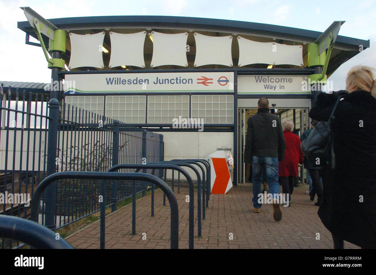 Incident at Willesden Junction Tube station Stock Photo Alamy