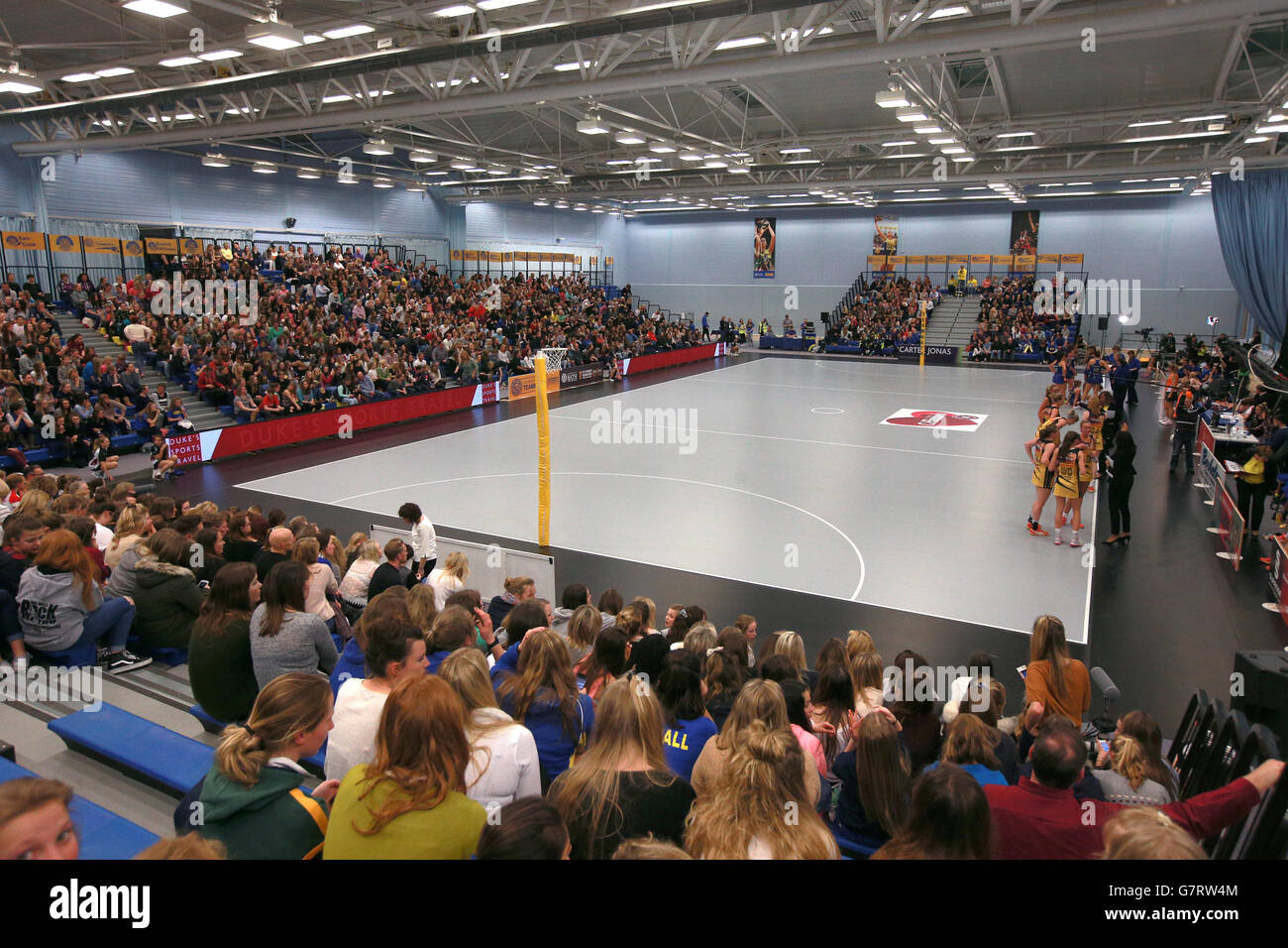 Netball - Superleague - Team Bath v Manchester Thunder - Bath Sports Training Village. A general view of the arena during a break in play. Stock Photo