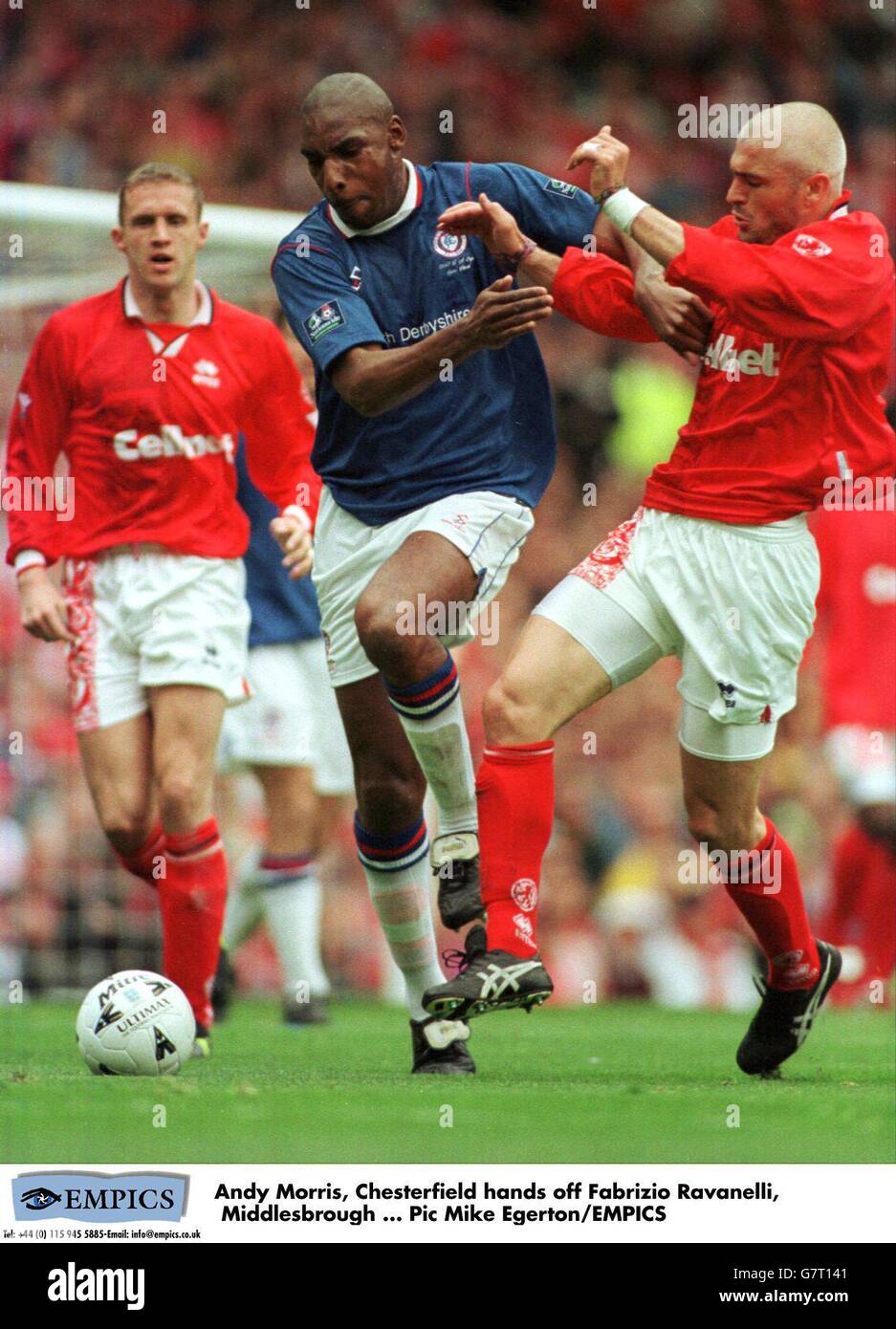 Andy Morris, Chesterfield hands off Fabrizio Ravanelli, Middlesbrough Stock Photo
