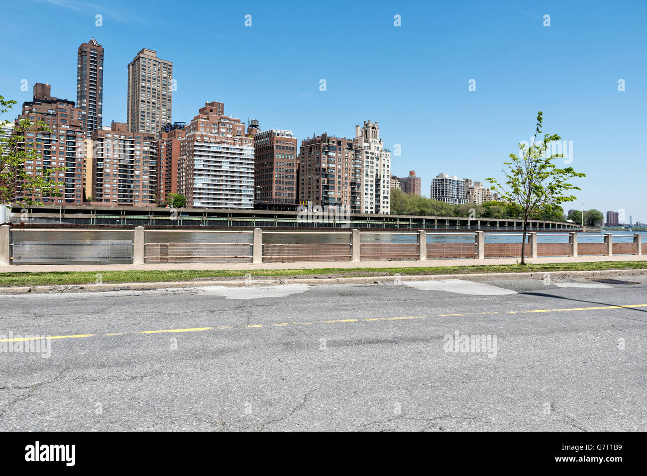 Looking at the Upper East Side of Manhattan Skyline from Roosevelt Island, Nww York City, USA. Stock Photo