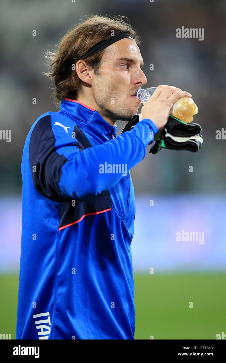 Soccer - International Friendly - Italy v England - Juventus Stadium. Federico Marchetti, Italy goalkeeper Stock Photo