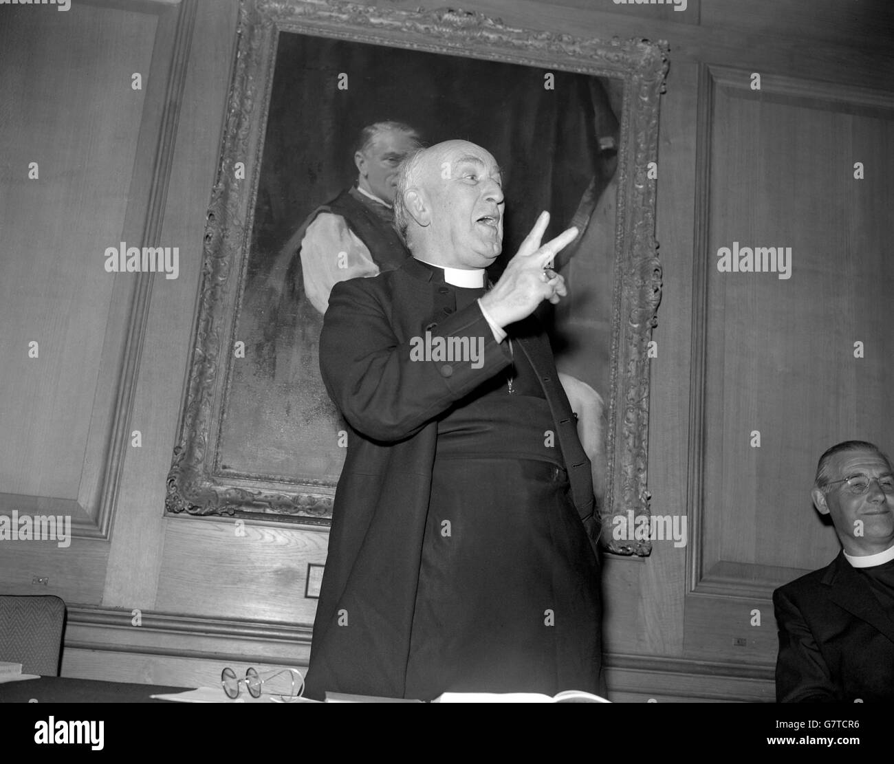 Religion - Archbishop of Canterbury - 1958 Lambeth Report Press Conference - Church House, Westminster, London Stock Photo