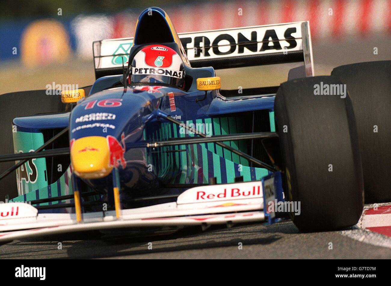 Motor Racing - Formula One - Argentinian Grand Prix - Qualifying. Johnny Herbert, Sauber Stock Photo