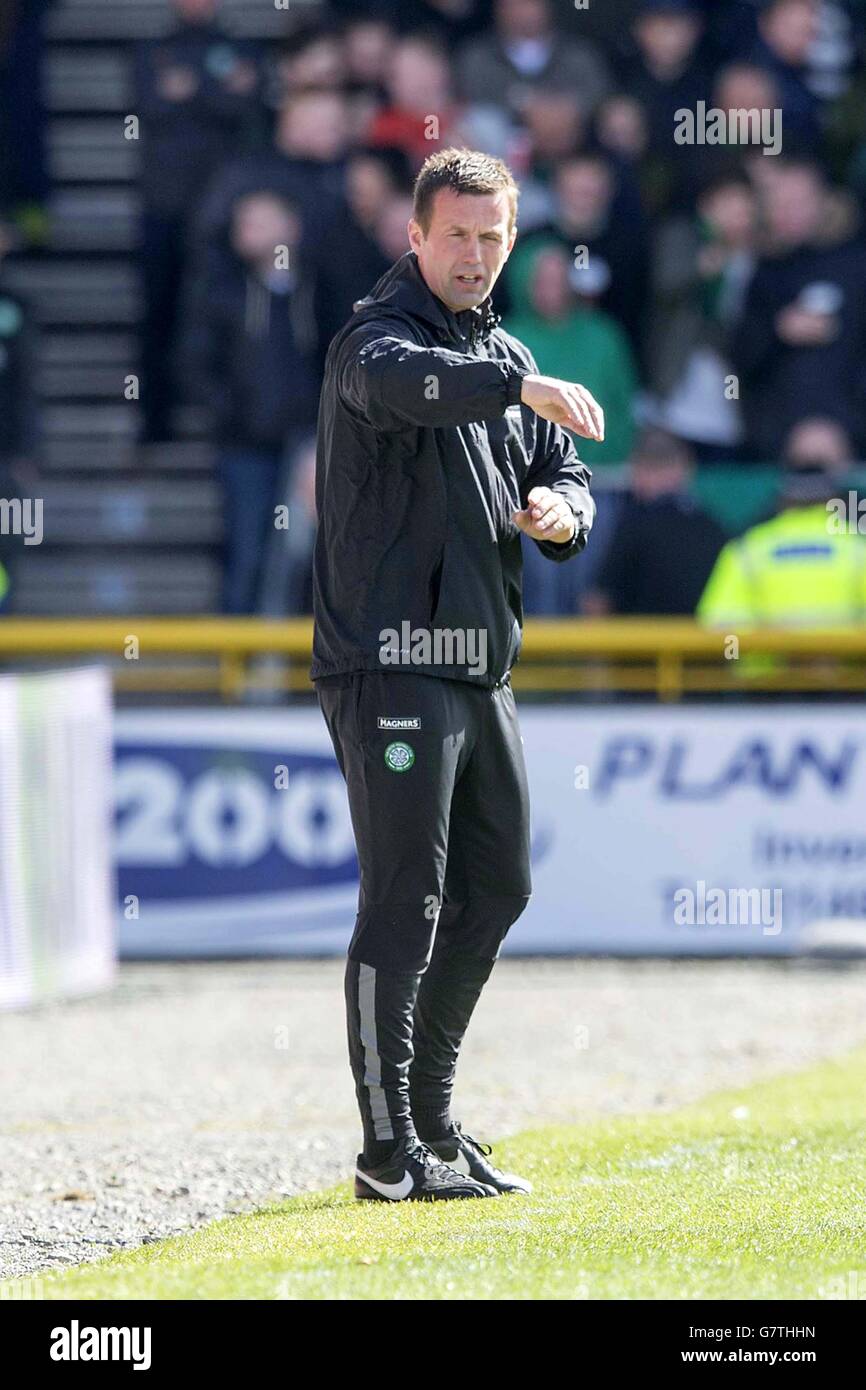 Celtic manager Ronny Deila during the Scottish Premiership match at Caledonian Stadium, Inverness. PRESS ASSOCIATION Photo. Picture date: Saturday April 11, 2015. See PA story SOCCER Inverness. Photo credit should read: Jeff Holmes/PA Wire. Stock Photo