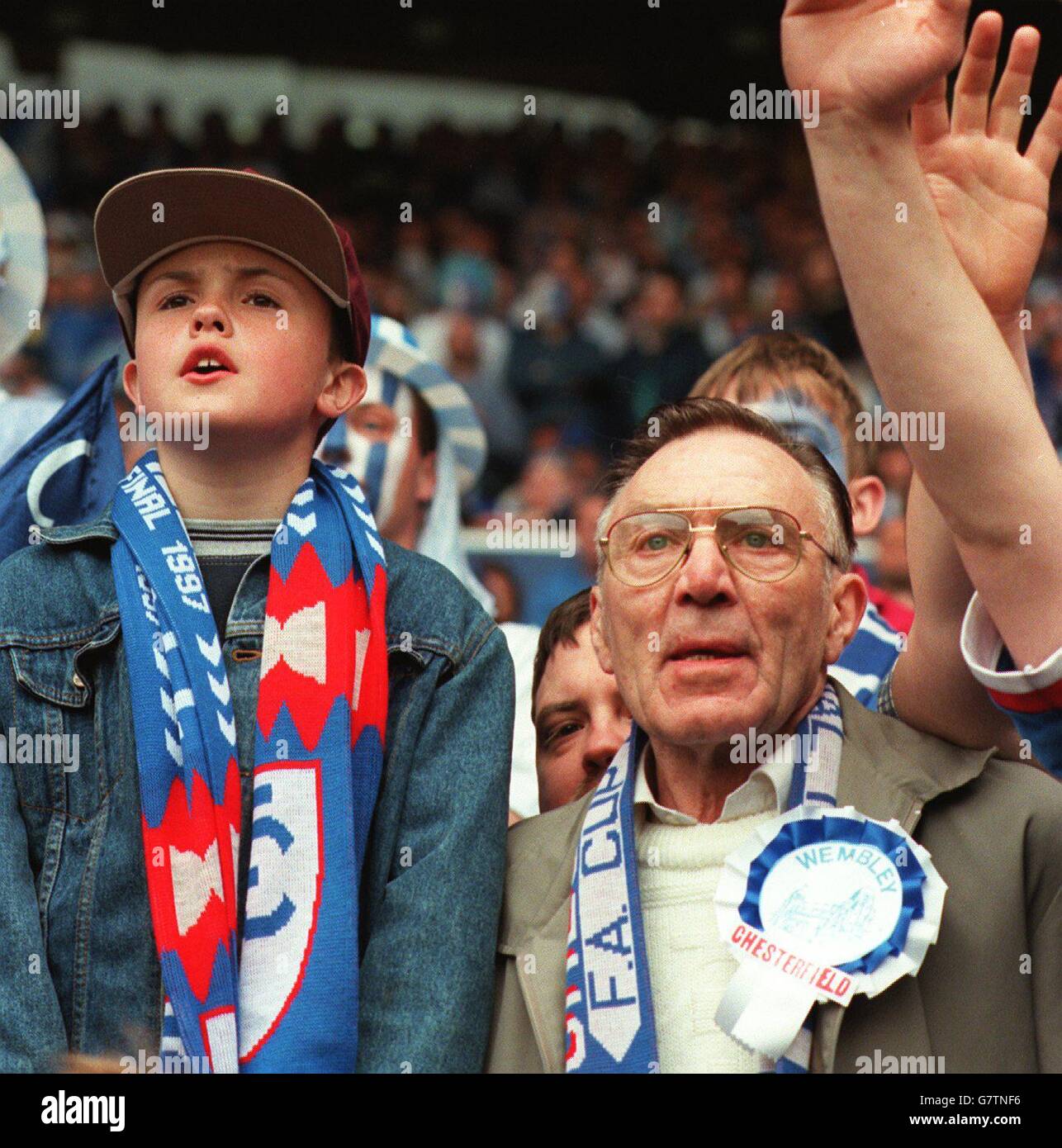 Soccer - Littlewoods FACup - Semi Final - Chesterfield v Middlesbrough. Young and old Chesterfield fans cheer their side on Stock Photo