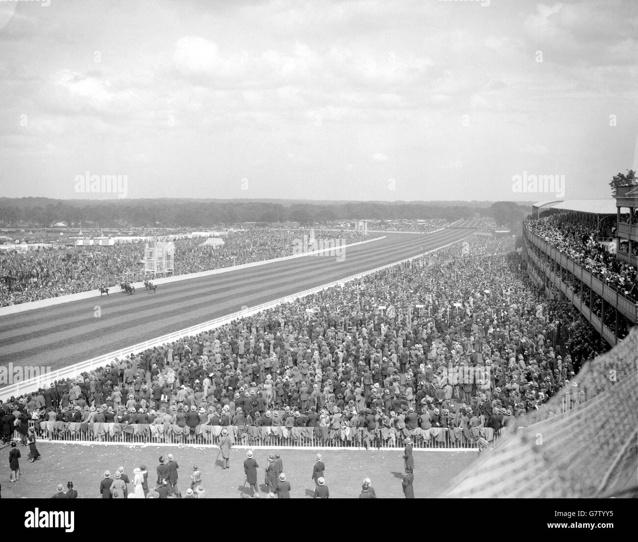 Ascot gold cup Black and White Stock Photos & Images Alamy
