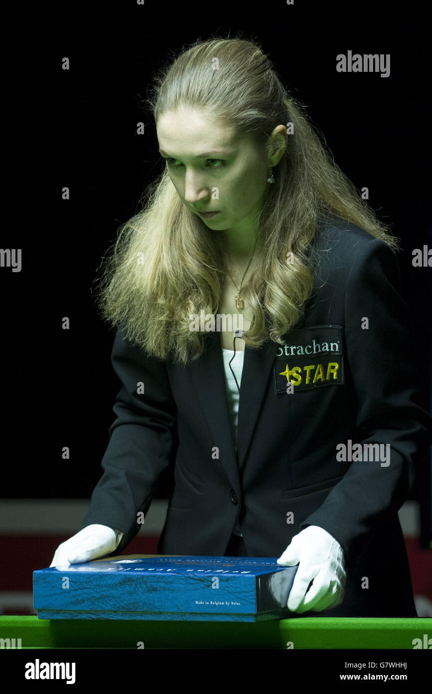 Snooker - World Championship Qualifying - Day Two - Ponds Forge. Referee Tatiana Woollaston during the World Championship Qualifying at Ponds Forge, Sheffield. Stock Photo
