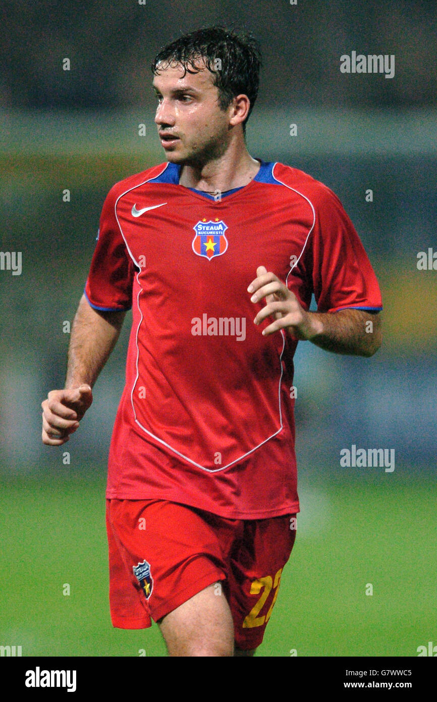 Soccer - UEFA Cup - Group B - Parma v Steaua Bucuresti Stock Photo - Alamy