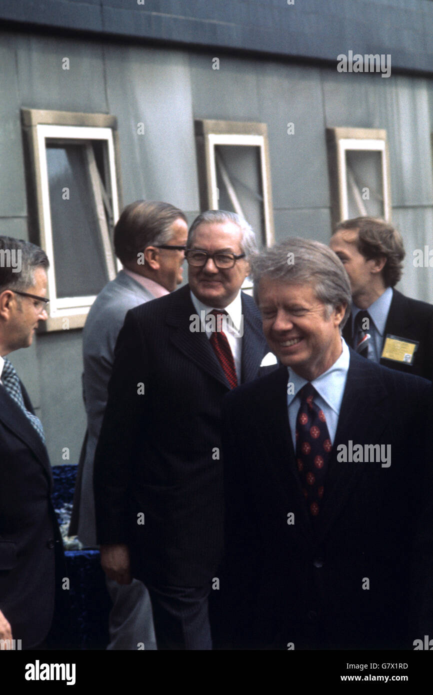 American President Jimmy Carter followed by the Prime Minister Mr James Callaghan in Sunderland today when they visited the Corning Glass Factory as part of the President's tour of the North East of England. Stock Photo