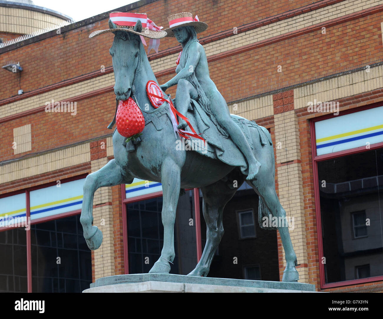 The statue of Lady Godiva, which stands in Coventry, receives a summery