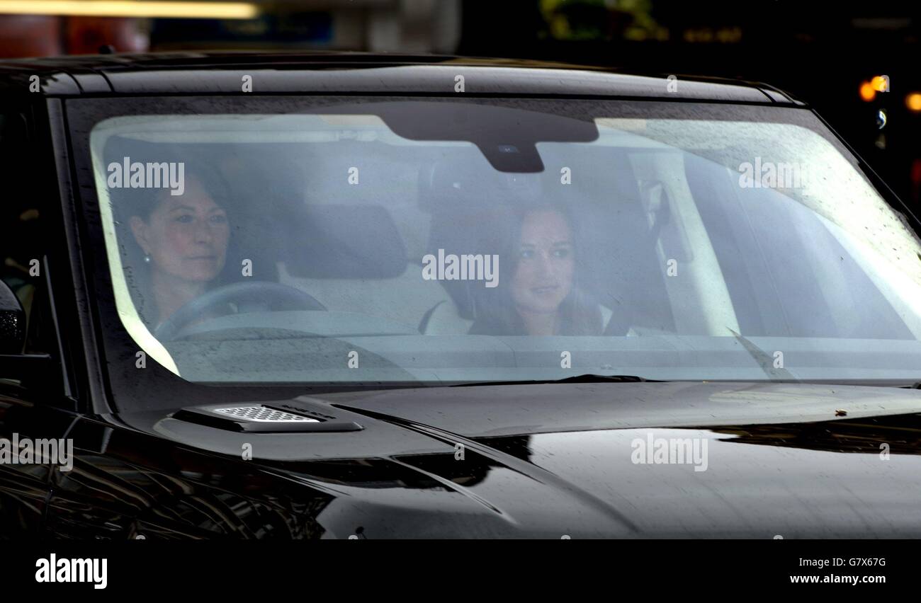 Carole middleton pippa baby hires stock photography and images Alamy