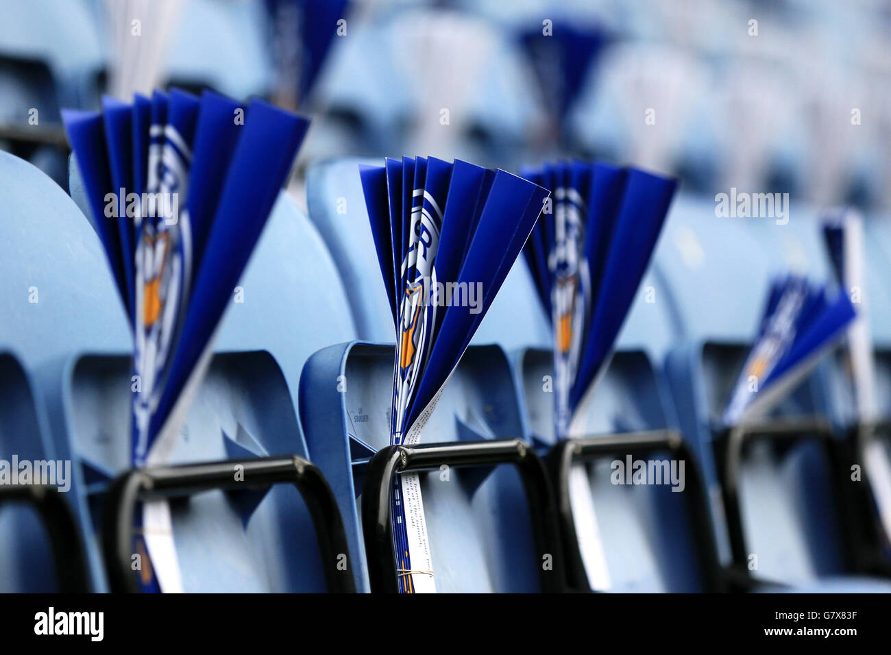 Clackers hi-res stock photography and images - Alamy