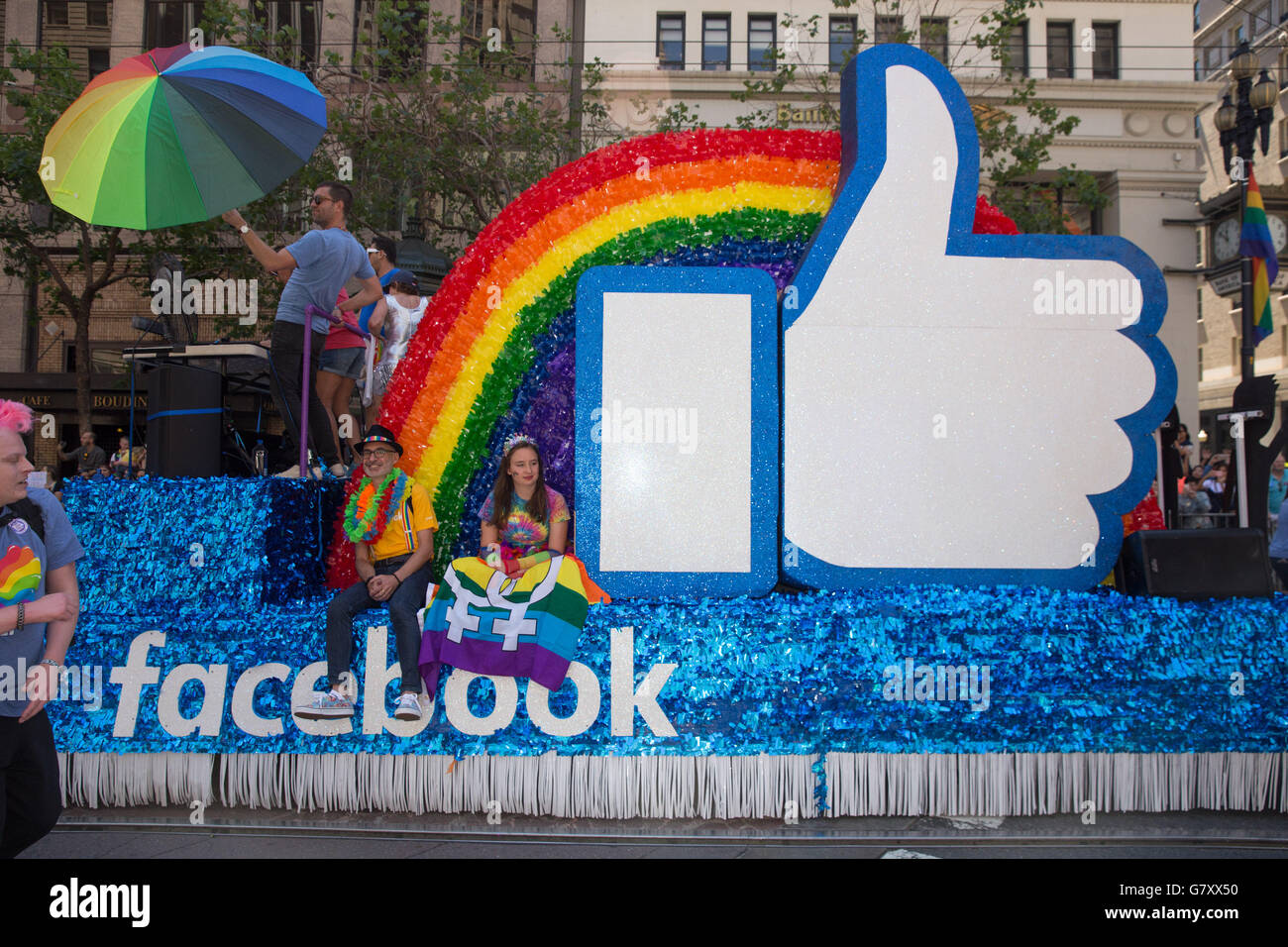 San francisco pride parade 2016 hi-res stock photography and images - Alamy