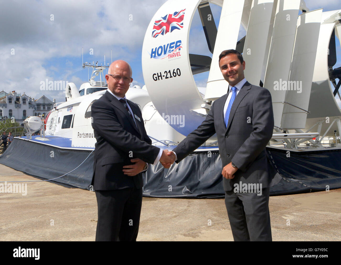 Island flyer hover craft hires stock photography and images Alamy