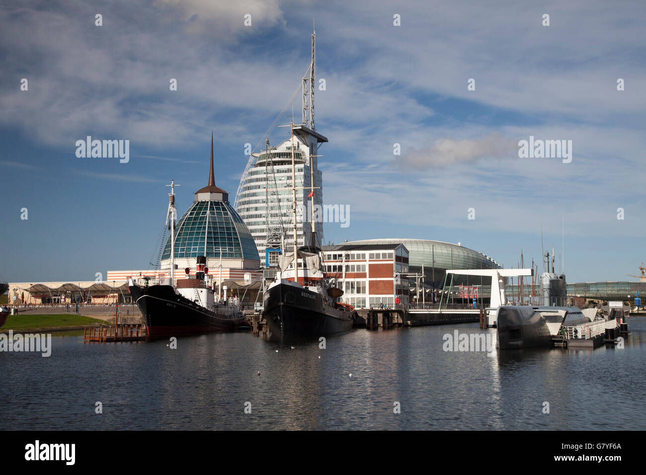 Museumshafen habour, Klimahaus building, Mediterraneo shopping mall, Conference Center, Sail City, Havenwelten, Bremerhaven Stock Photo