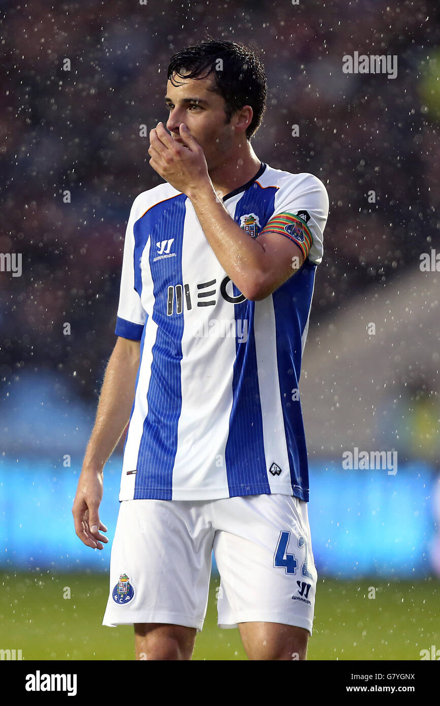 Soccer - Premier League U21 International Cup - Final - Manchester City v  Porto - City Football Academy. FC Porto's David Bruno Stock Photo - Alamy