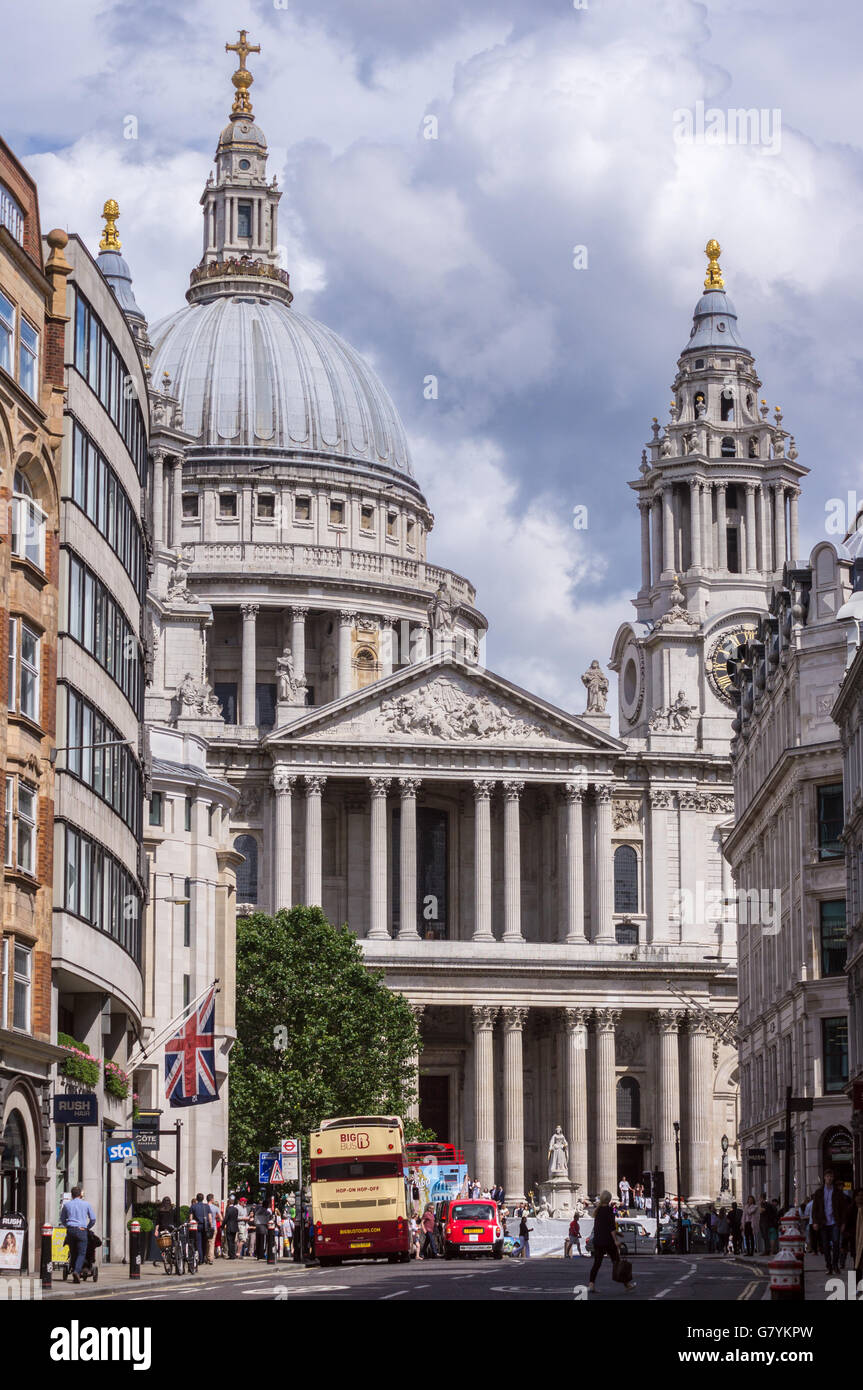 St. Paul's Cathedral seen from Ludgate Hill, London, England Stock Photo