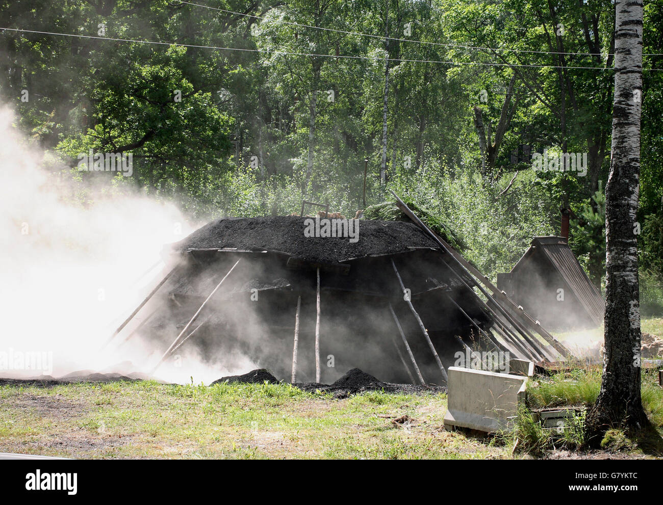 Charcoal kiln hires stock photography and images Alamy